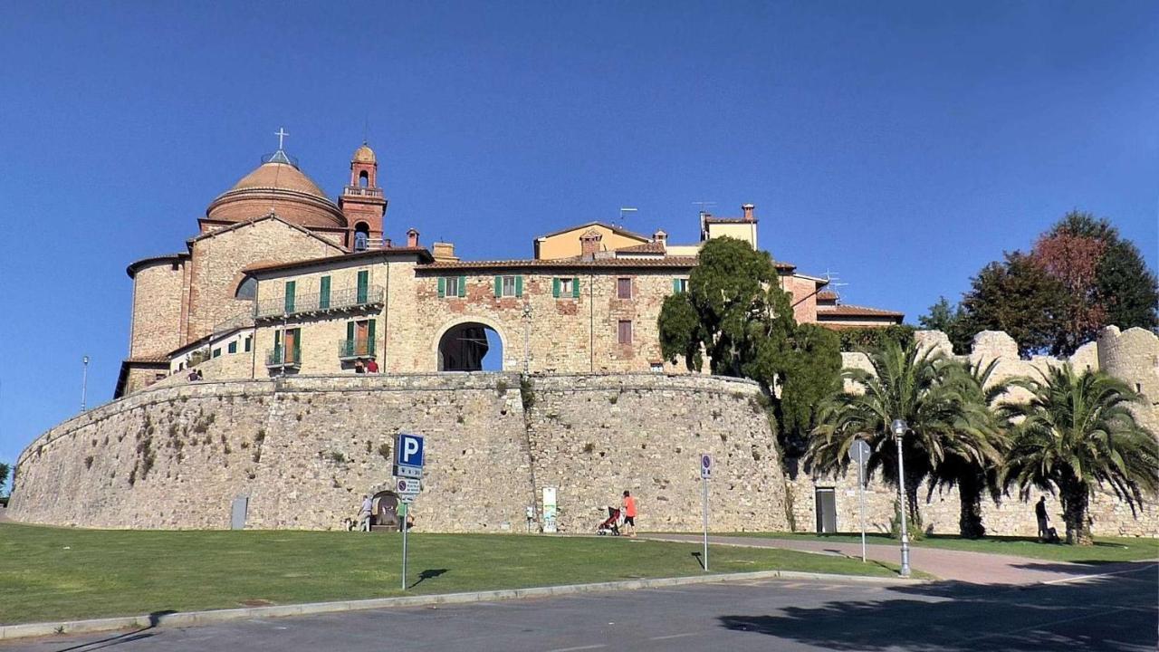 Sullago Appartamenti -Romantico Appartamento In Centro Castiglione del Lago Exterior photo